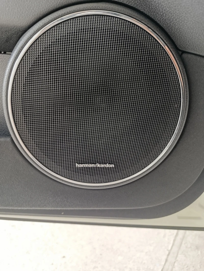 Mercedes-Benz C 350 7g tronic, снимка 16 - Автомобили и джипове - 52161902