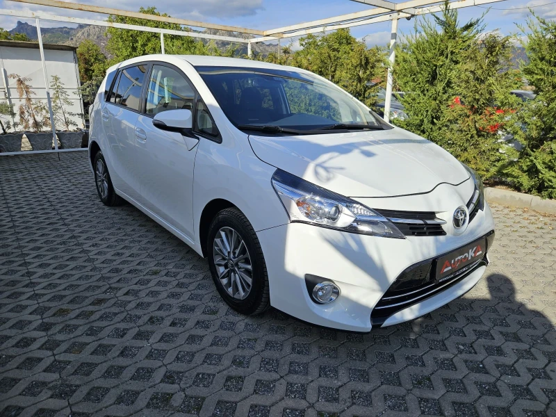 Toyota Verso 1.6D4d-112kc= 6СКОРОСТИ= КАМЕРА= LINE ASSIST, снимка 2 - Автомобили и джипове - 51859454