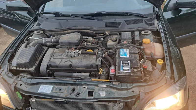 Opel Astra, снимка 3 - Автомобили и джипове - 52307793