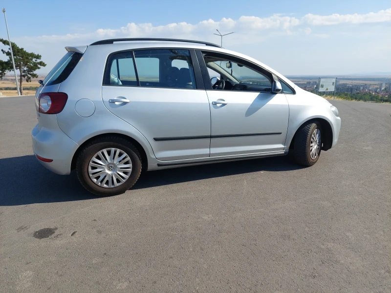 VW Golf Plus 1.6 tdi , снимка 4 - Автомобили и джипове - 52525506