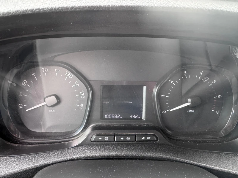 Peugeot Expert 2.0 HDI / LANE ASSIST /, снимка 9 - Автомобили и джипове - 52612516