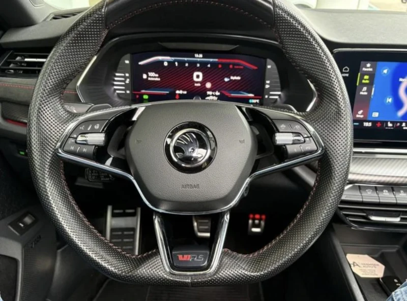 Skoda Octavia RS Full Options, снимка 12 - Автомобили и джипове - 53515246