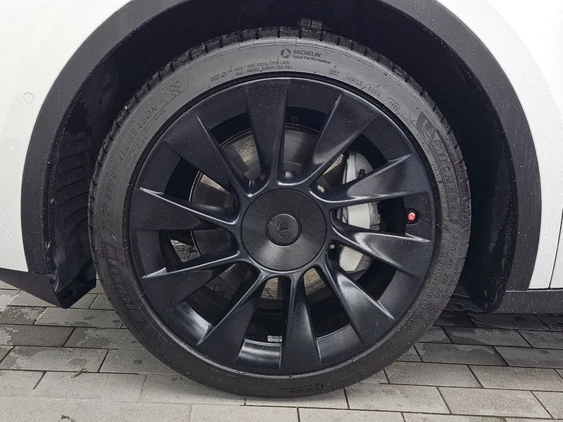 Tesla Model Y Long Range AWD| 514к.с., снимка 5 - Автомобили и джипове - 56008072