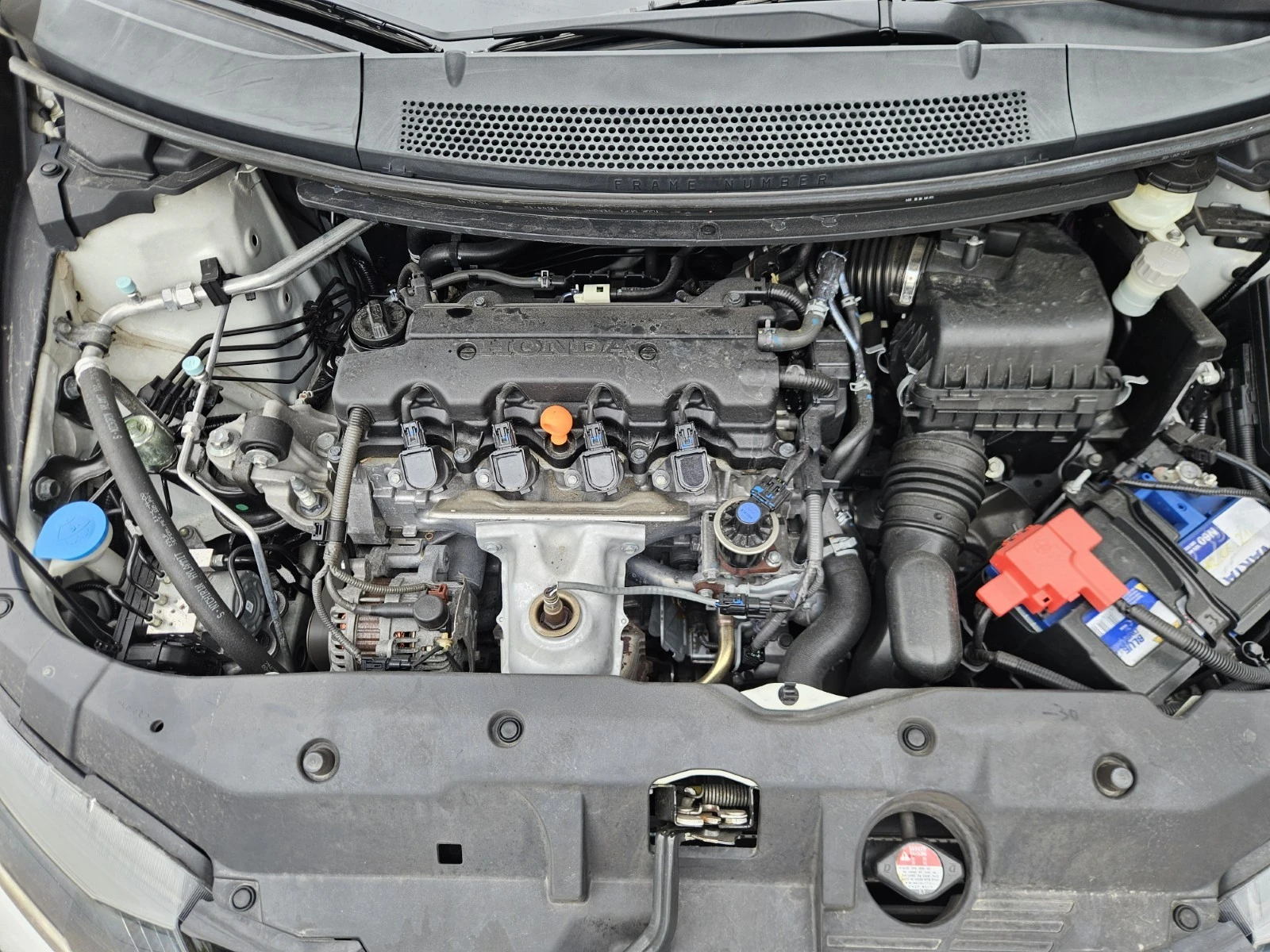 Honda Civic 1.8i-VTEC  - изображение 9