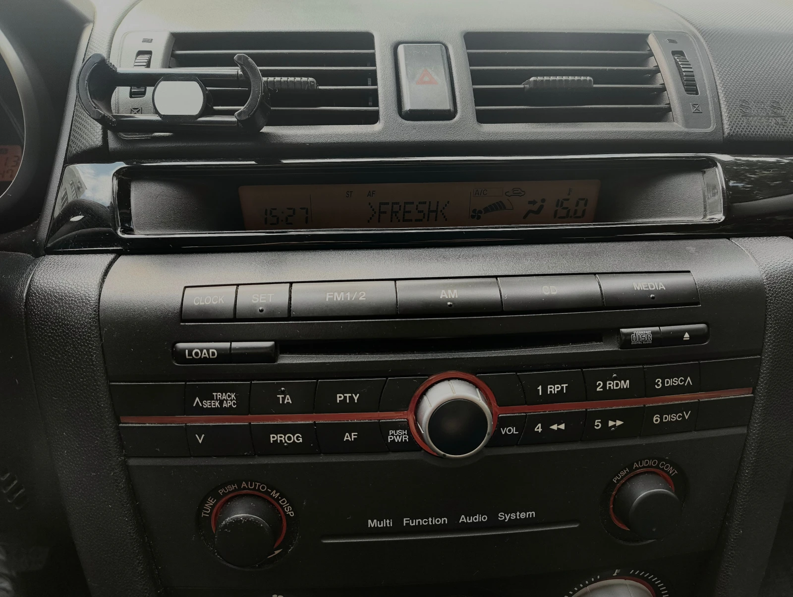Mazda 3 1.6 MZ-CD Седан - изображение 8