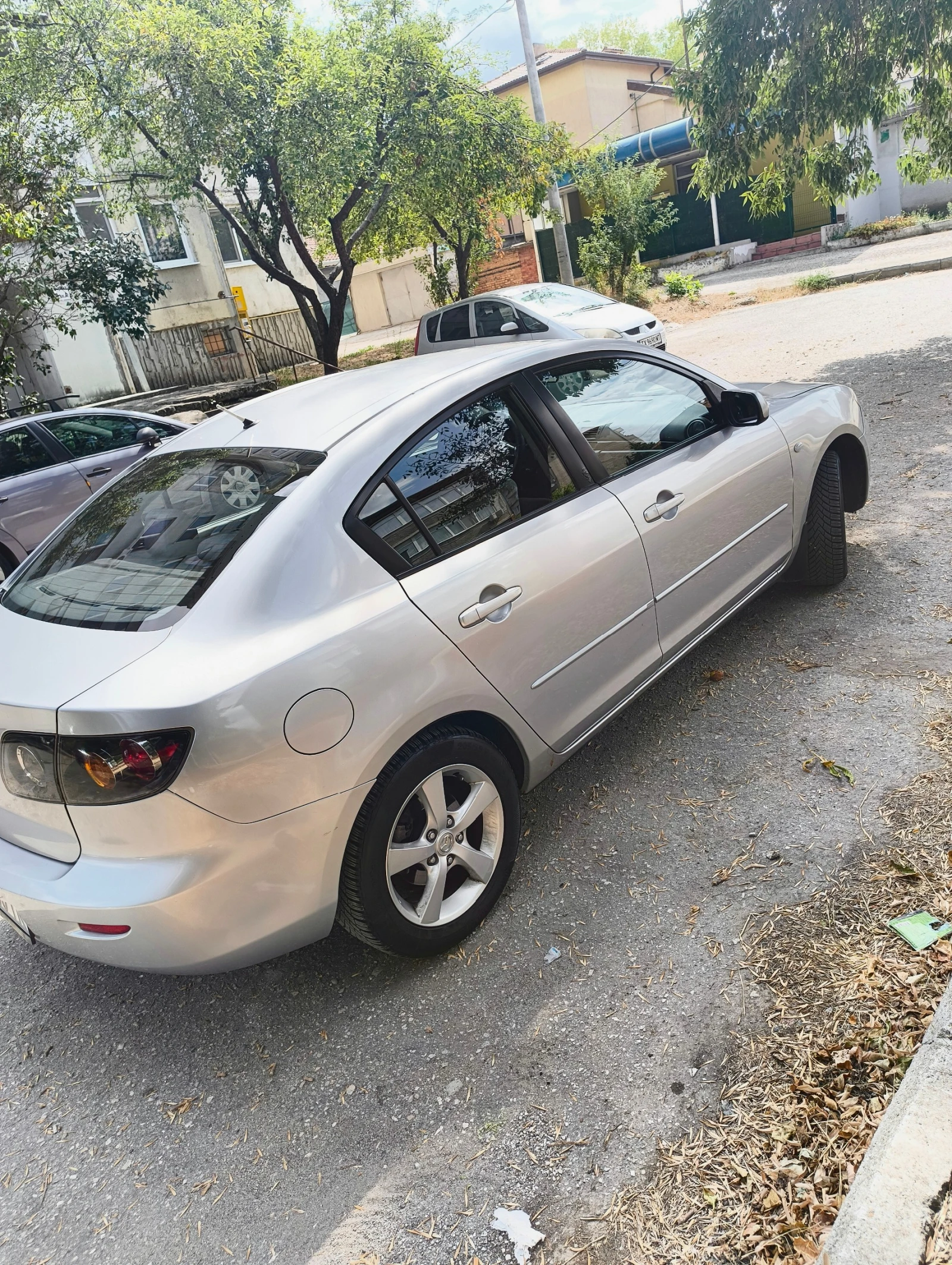 Mazda 3 1.6 MZ-CD Седан - изображение 3