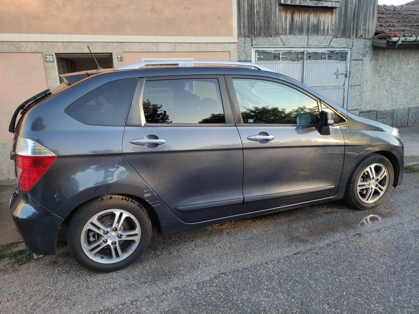 Honda Fr-v  - изображение 5