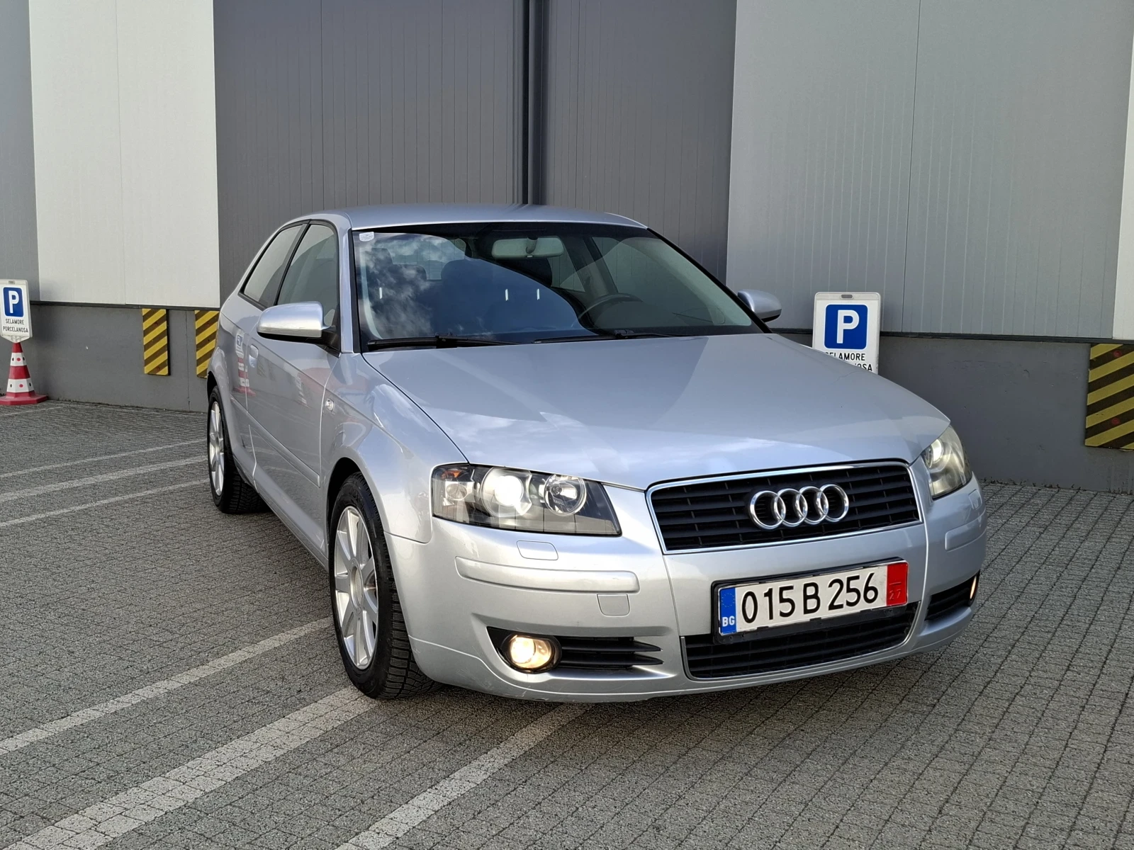 Audi A3 2.0TDI* (140кс)* КСЕНОН* KOЖА* 6-СКОРОСТИ* *  - изображение 3