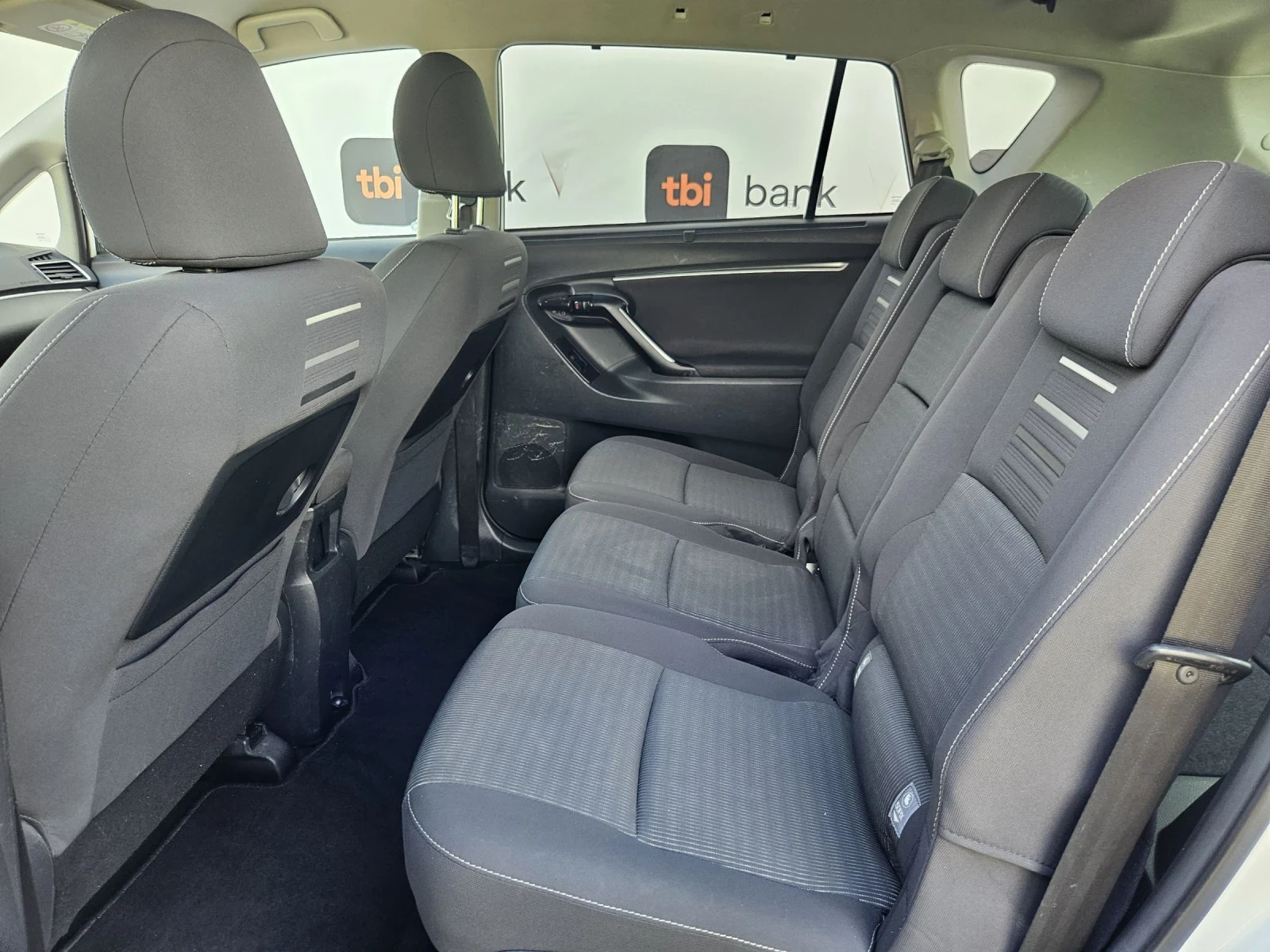 Toyota Verso 1.6D4d-112kc= 6СКОРОСТИ= КАМЕРА= LINE ASSIST - изображение 9