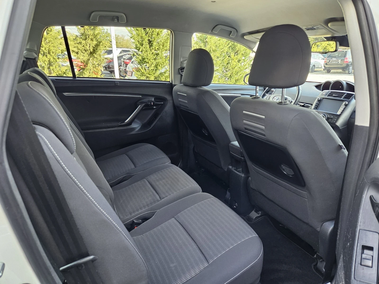 Toyota Verso 1.6D4d-112kc= 6= = LINE ASSIST | Mobile.bg   14