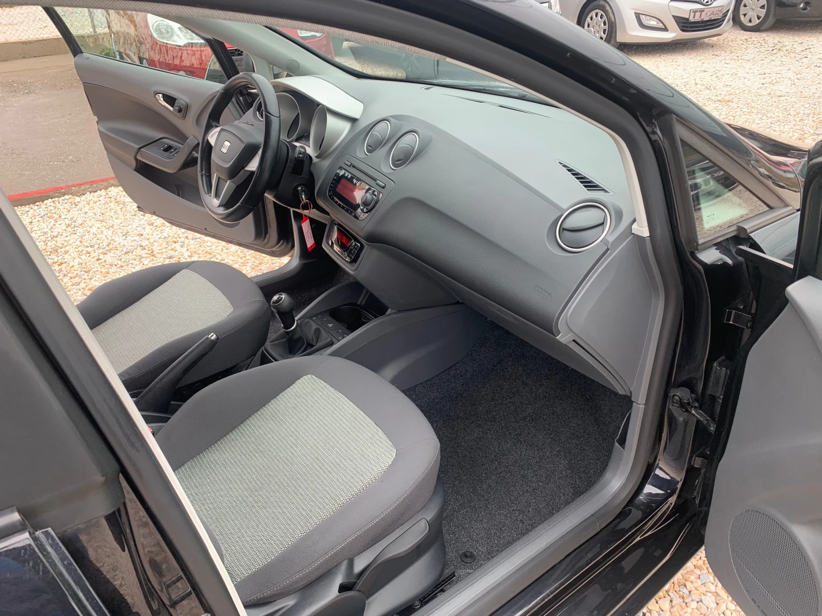 Seat Ibiza 1.4i   | Mobile.bg   11