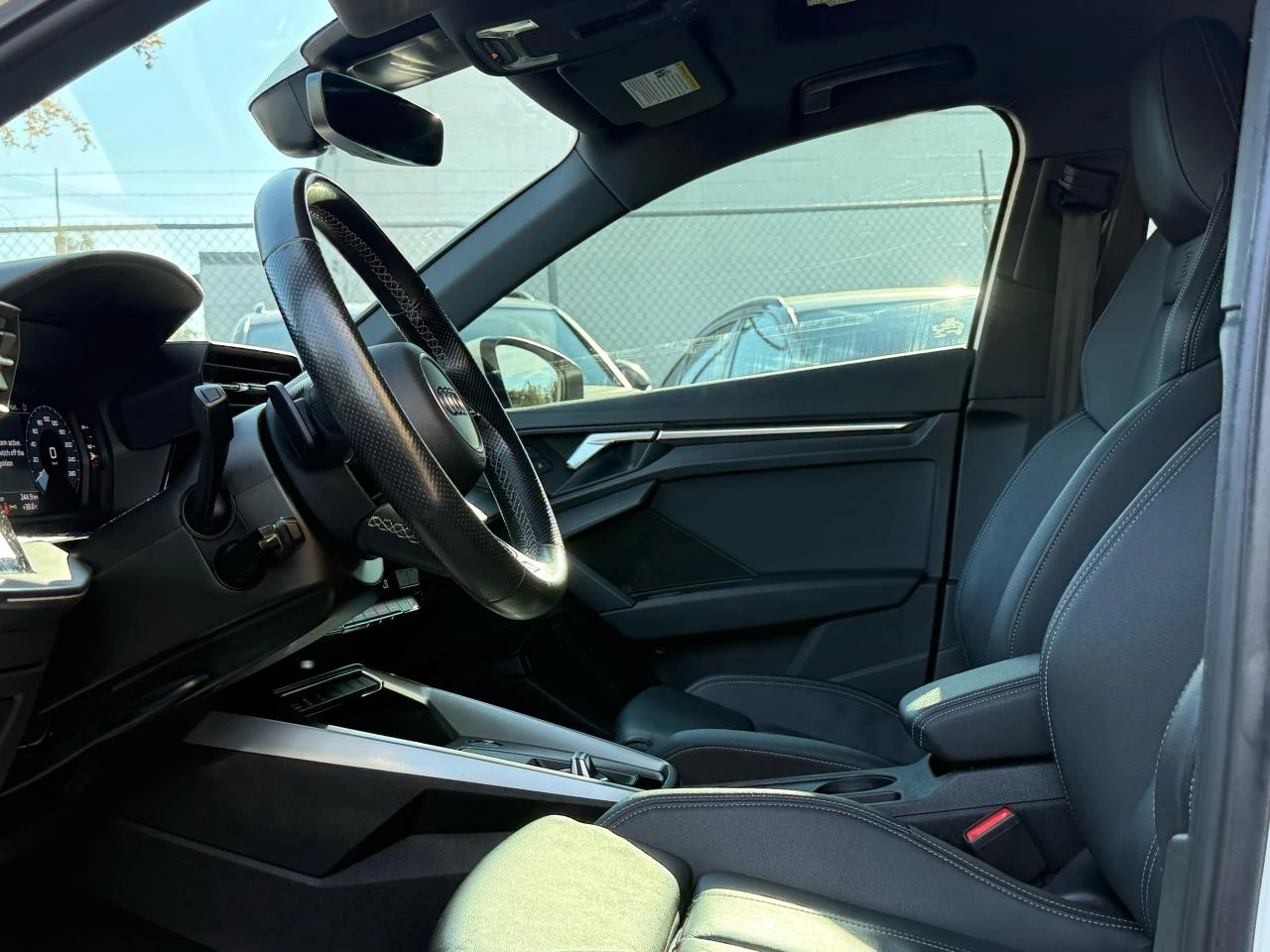 Audi A3 40 TFSI Quattro / S-Line / PANO - изображение 5