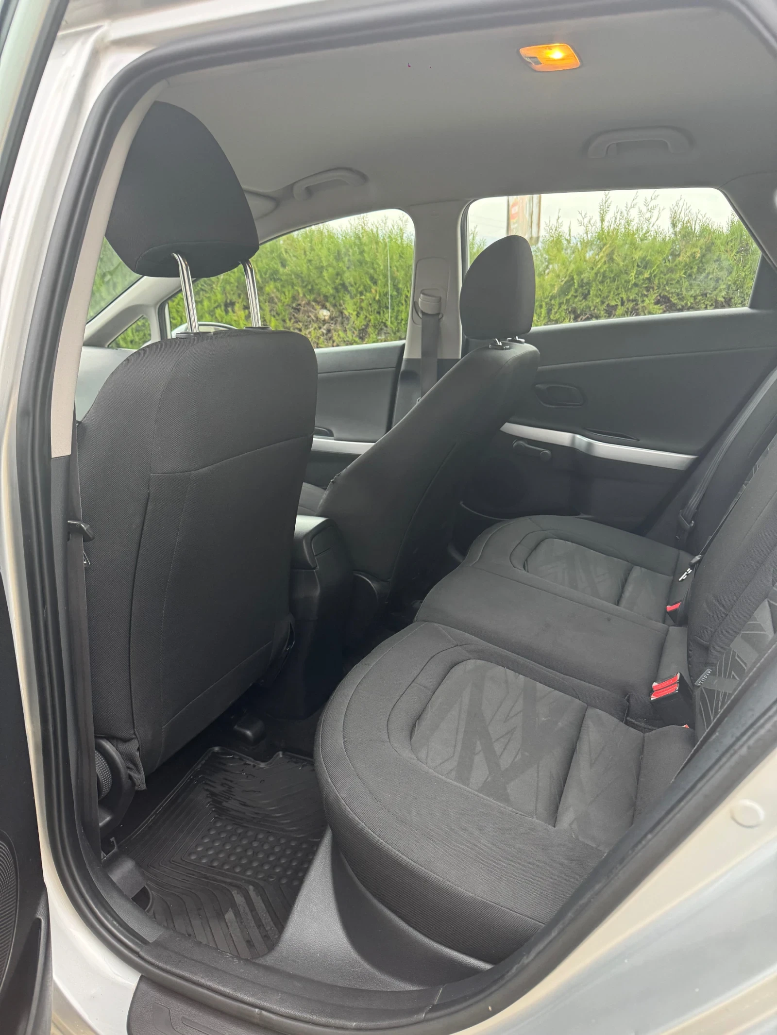 Kia Ceed 1.6 CRDI | Mobile.bg   10