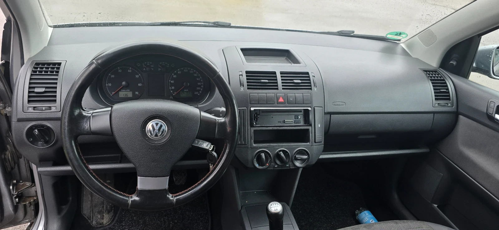 VW Polo 1.4 - изображение 9