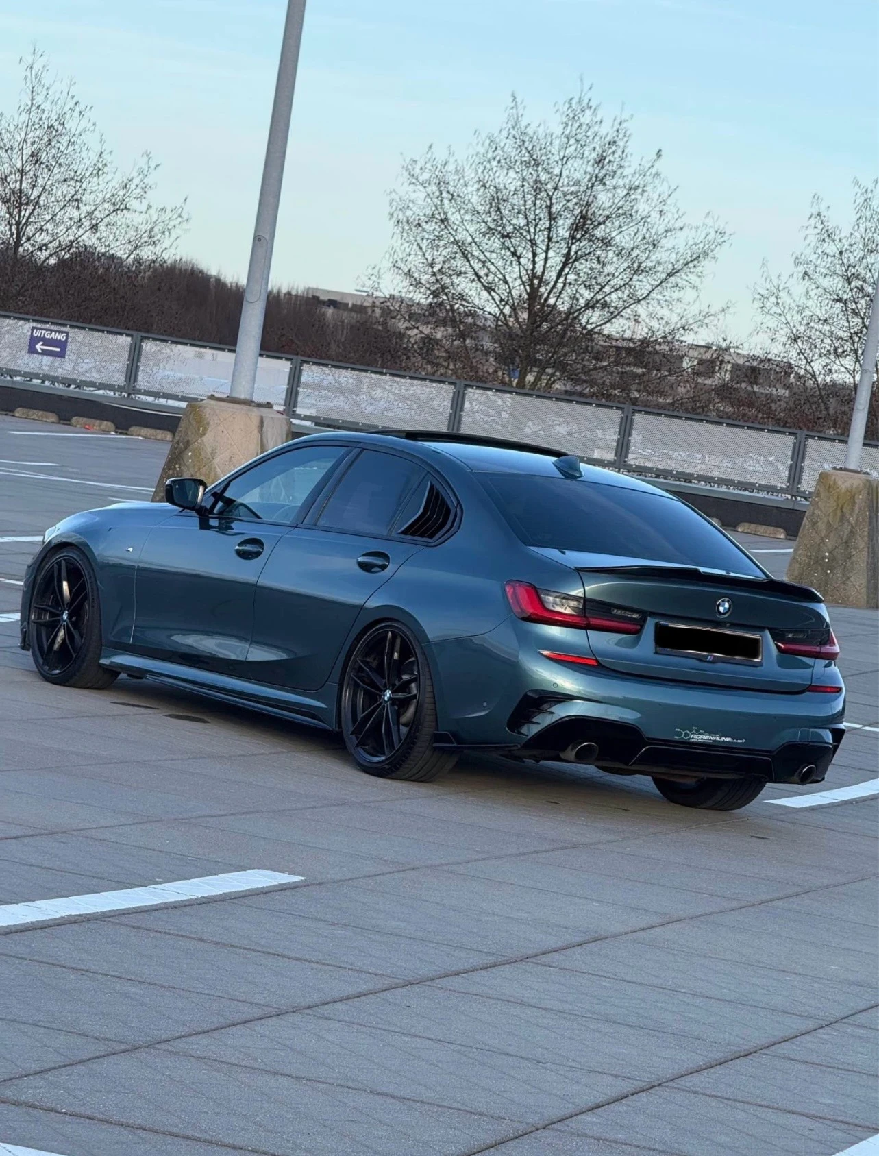 BMW 330 M-Pack, снимка 4 - Автомобили и джипове - 53515246