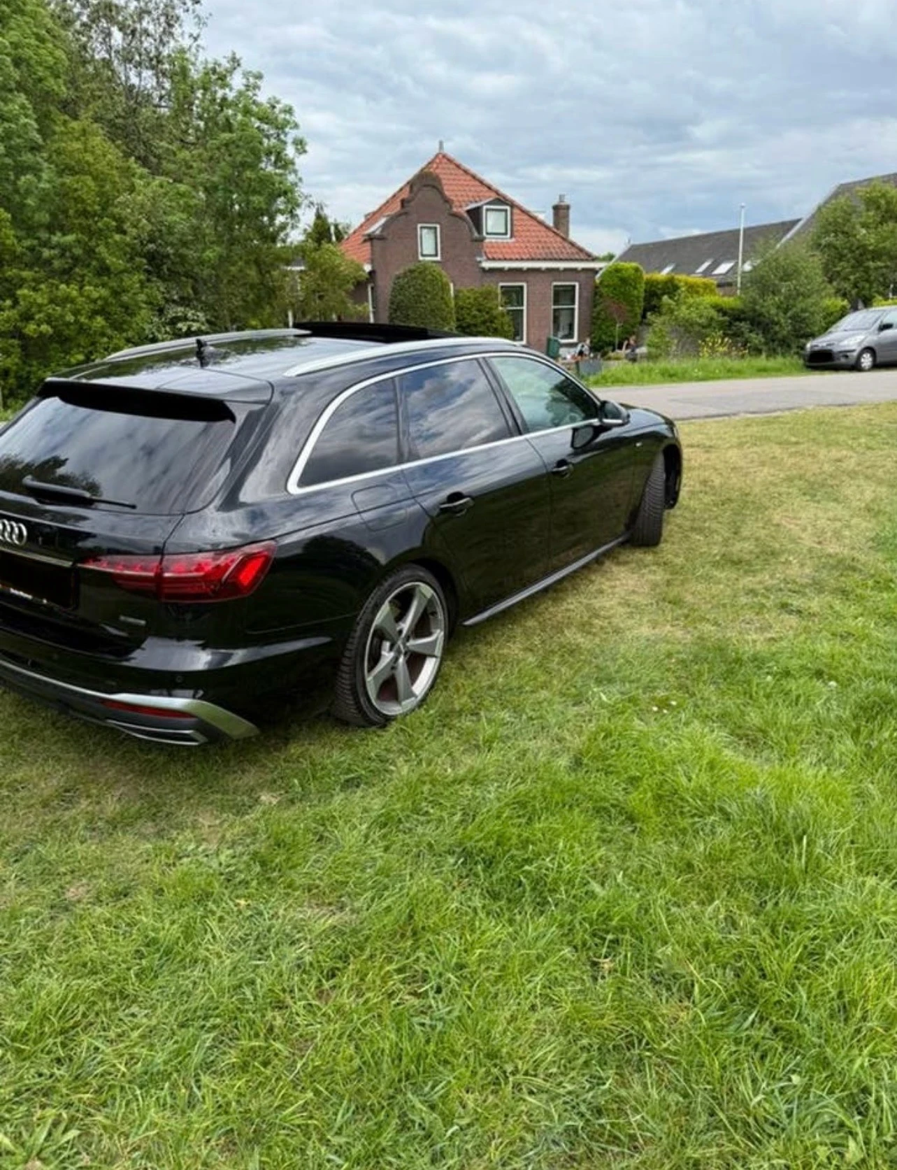 Audi A4 40 TDI 3x-Sline, снимка 4 - Автомобили и джипове - 54635393