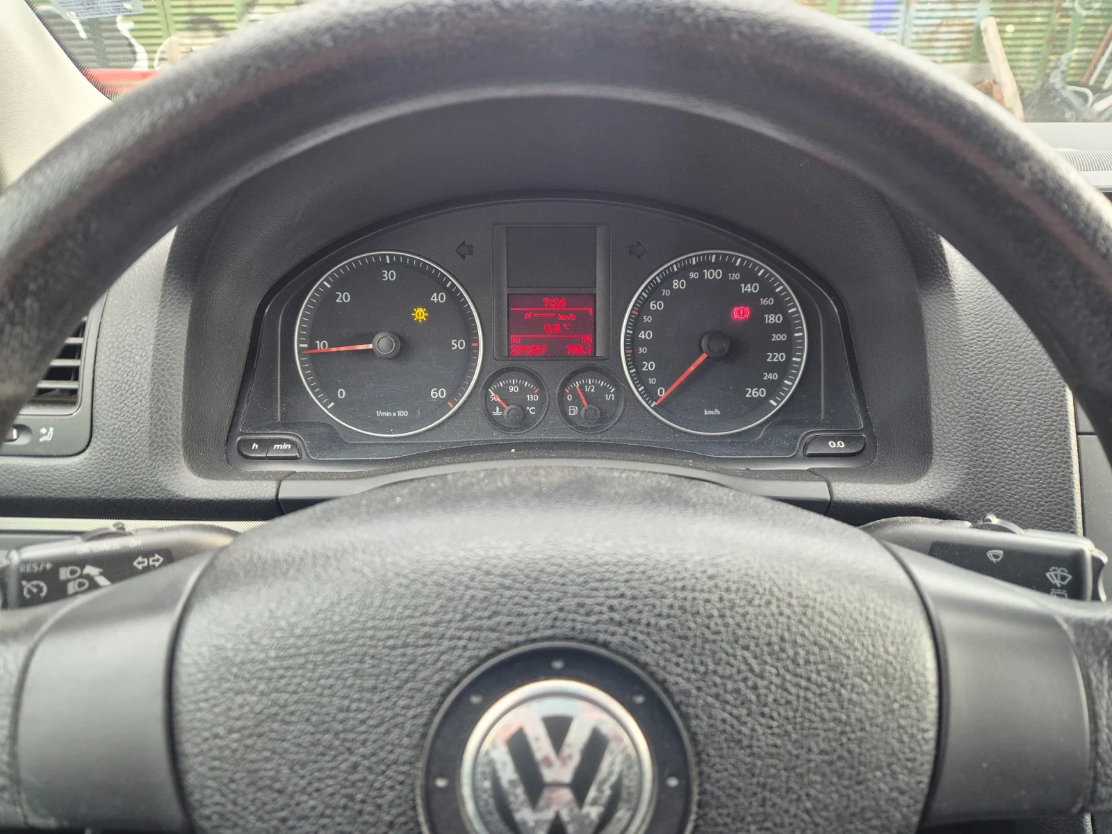 VW Golf 1.9tdi euro4, снимка 13 - Автомобили и джипове - 53601453