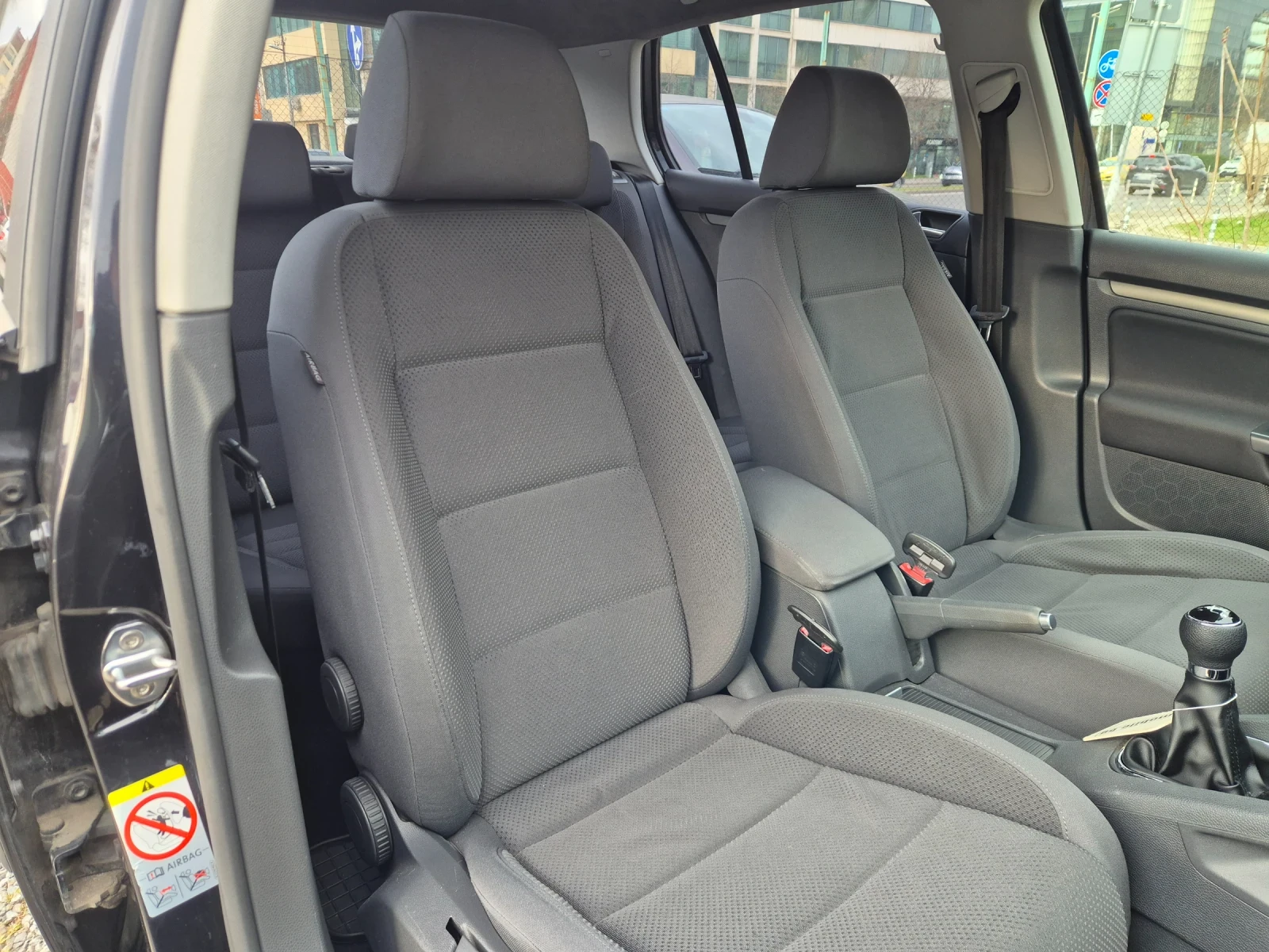 VW Golf 1.9tdi euro4, снимка 11 - Автомобили и джипове - 53601453