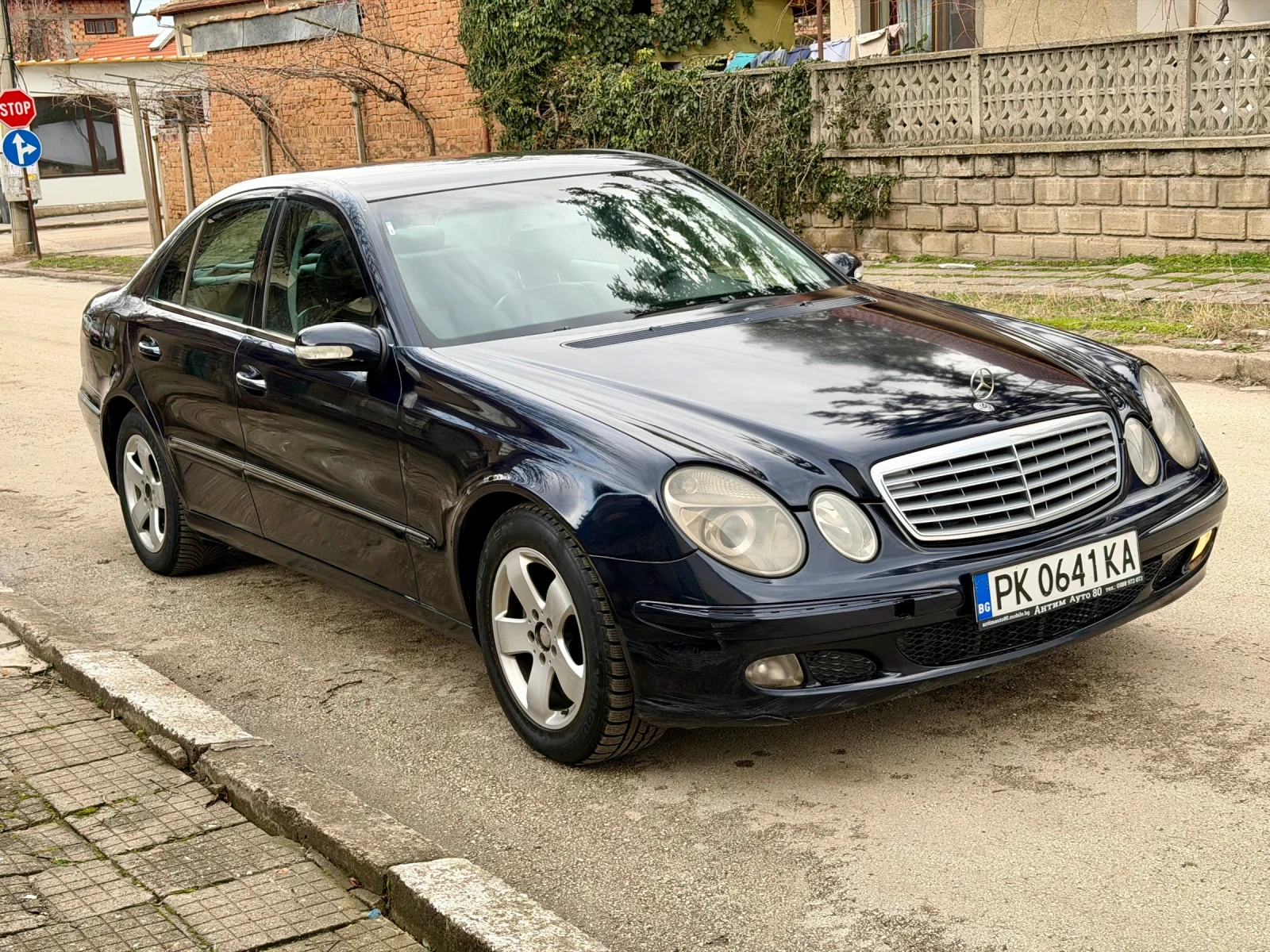 Mercedes-Benz E 270 2.7CDI - изображение 2