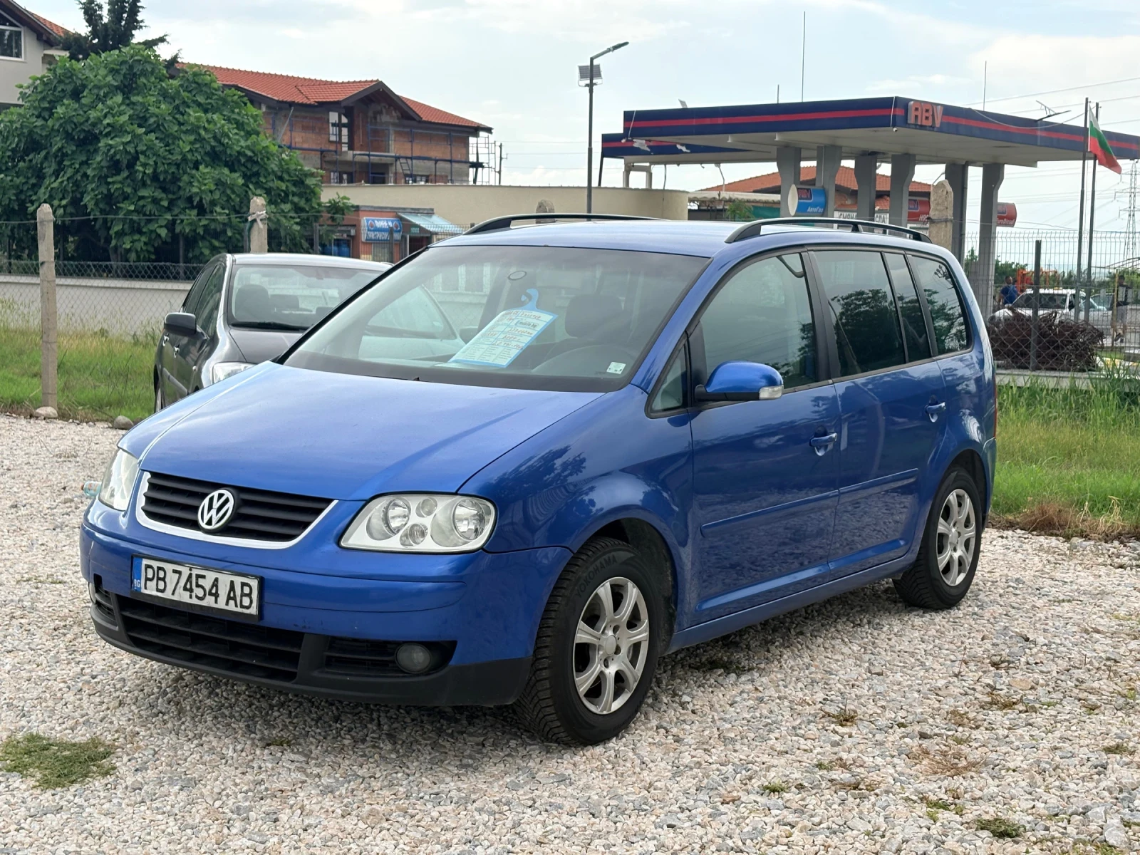 VW Touran 2.0 TDI 7 Местен Перфектен
