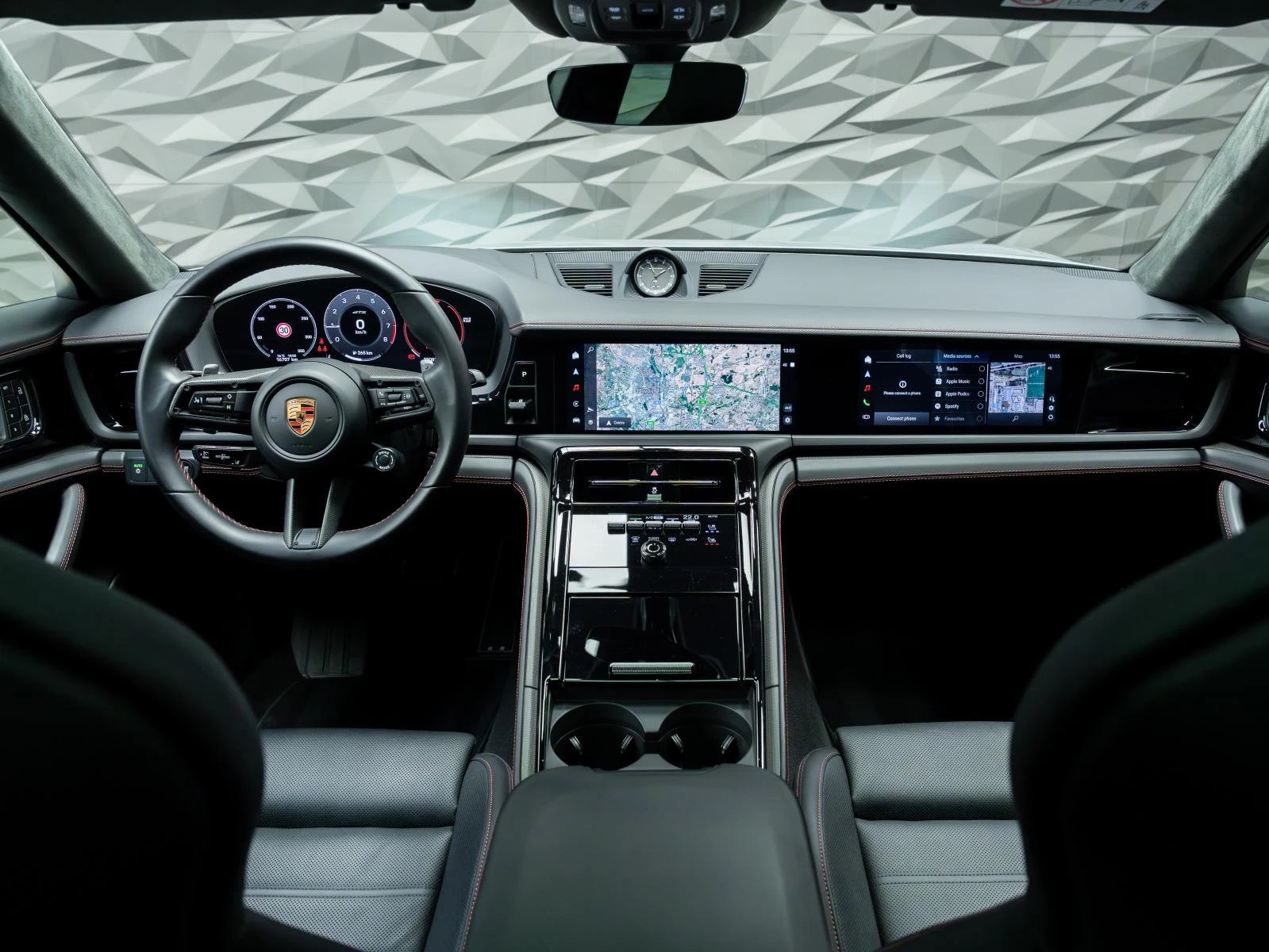 Porsche Panamera GTS* BOSE* PANO* 360CAM* HUD* ОБДУХВ* SPORT CHRONO, снимка 17 - Автомобили и джипове - 54075454