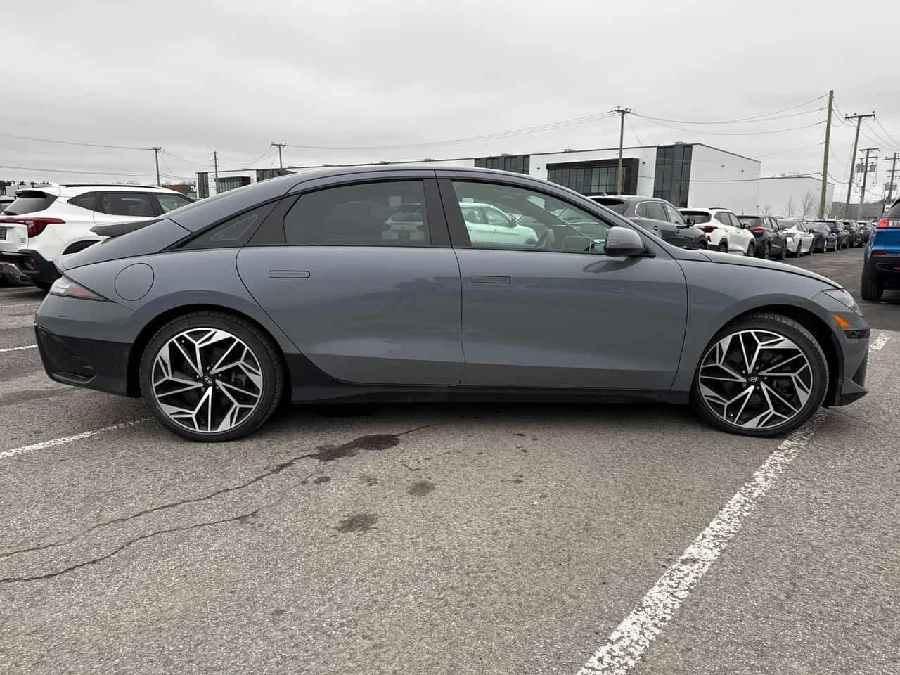 Hyundai Ioniq 6 Preferred  CARFAX | Mobile.bg � ����������� 4