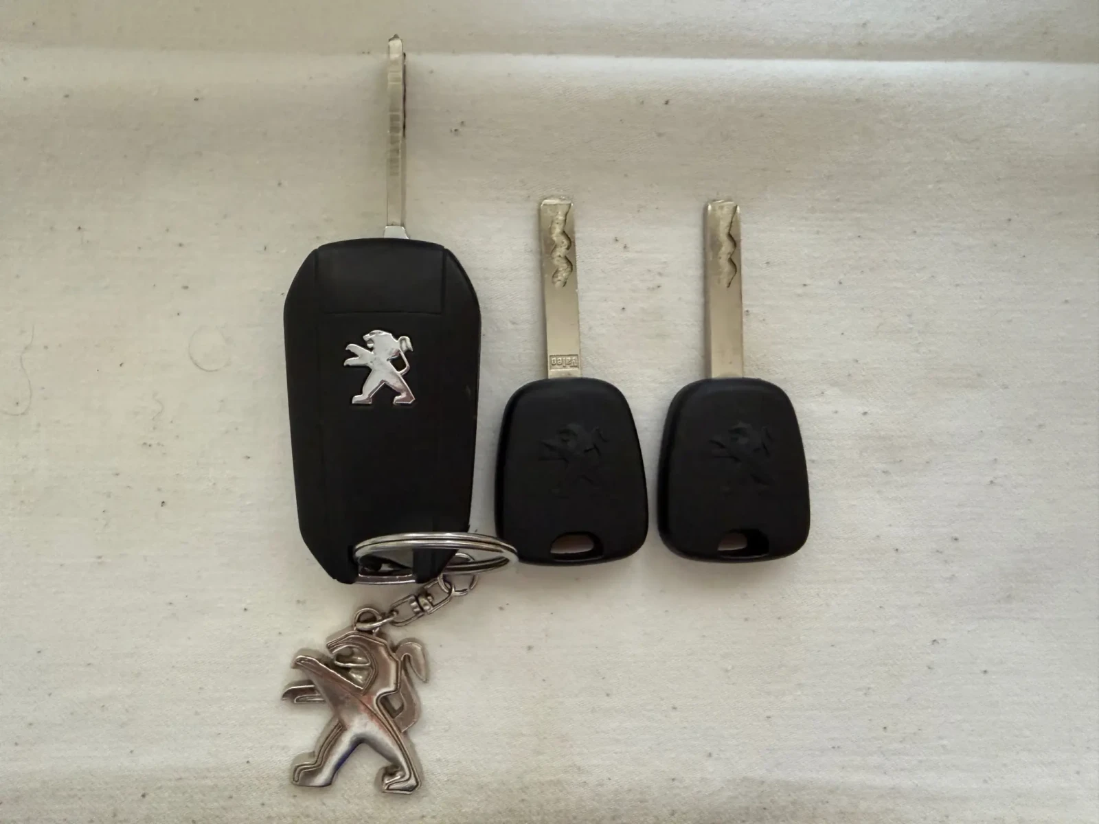 Peugeot 301 1, 2i-����� ����������-130000��.-���� | Mobile.bg � ����������� 5