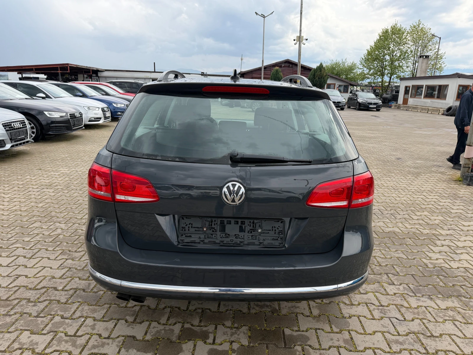 VW Passat 2.0TDI NAVI EURO 5, снимка 7 - Автомобили и джипове - 54366933