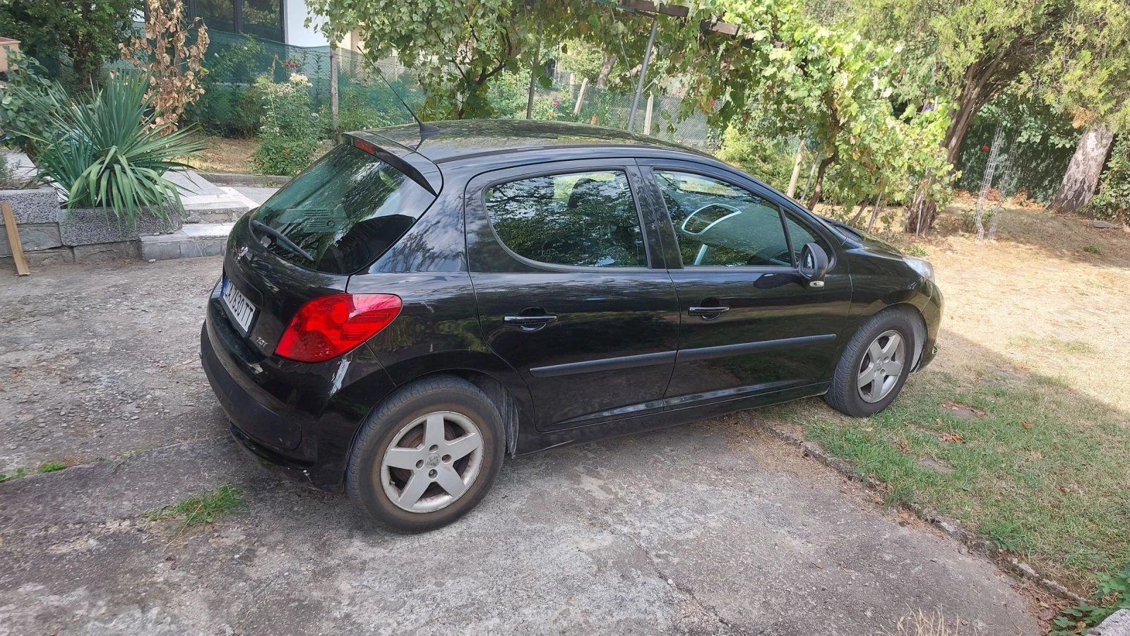 Peugeot 207