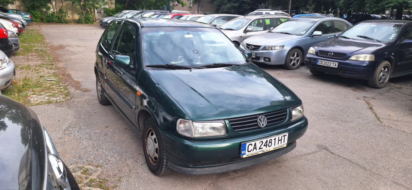 VW Polo 1.6i, снимка 2 - Автомобили и джипове - 54577282
