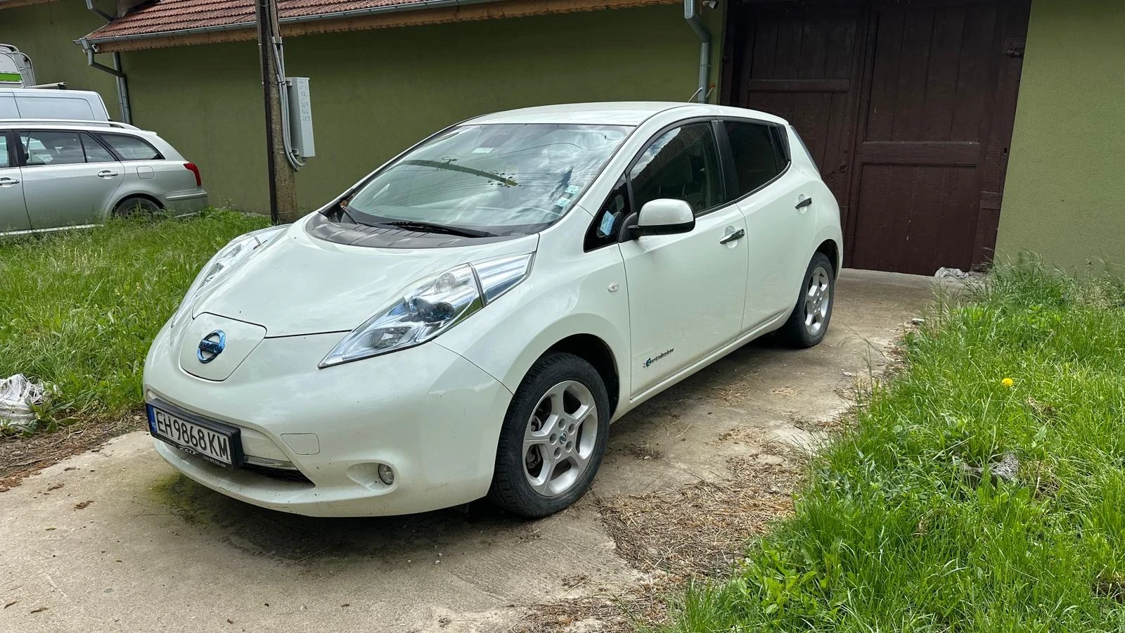 Nissan Leaf  ZE0, снимка 3 - Автомобили и джипове - 54583738