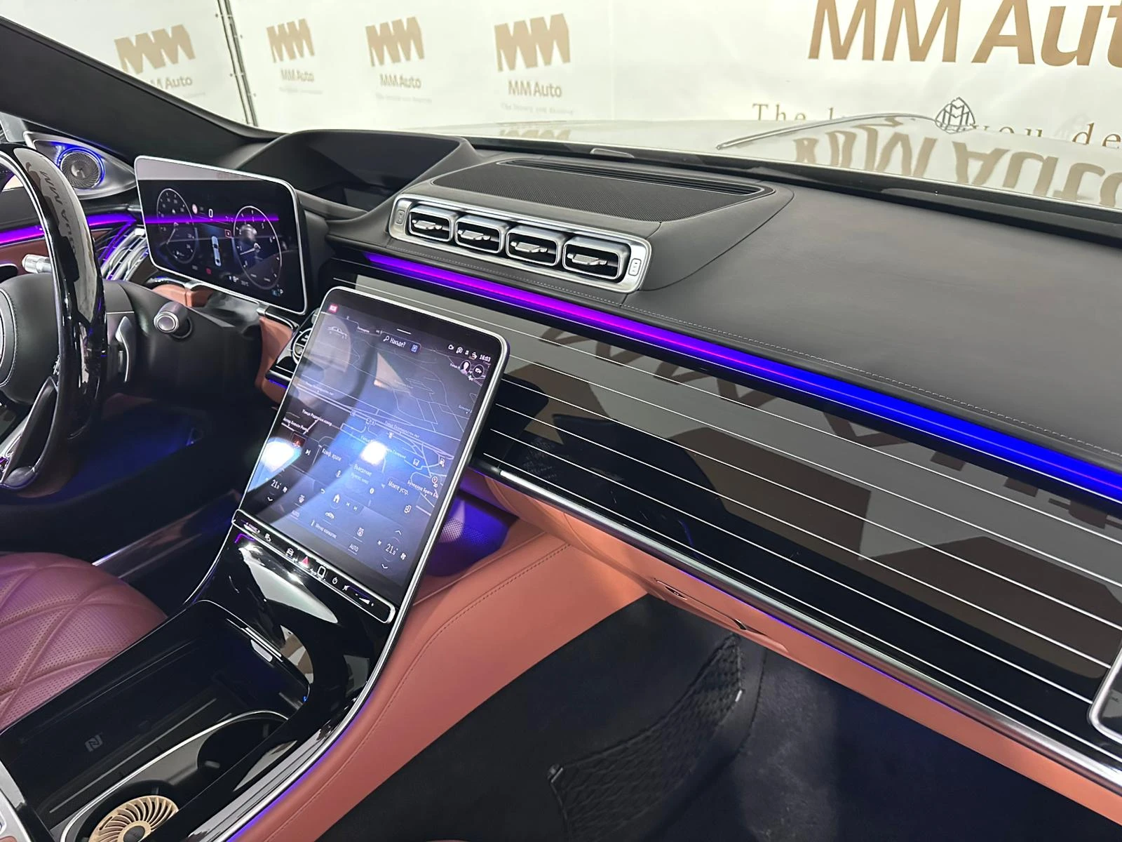 Mercedes-Benz S 580 L Maybach* 4Matic* TV* HuD* HighEnd, снимка 11 - Автомобили и джипове - 54602100