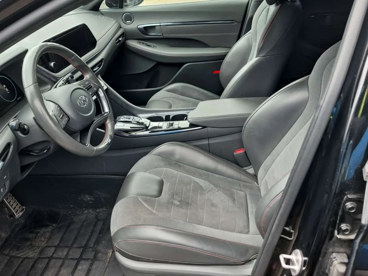 Hyundai Sonata N LINE/2 КЛЮЧА/ПОДГРЕВ/ПАНО/CARFAX/ФИНАНСИРАНЕ, снимка 6 - Автомобили и джипове - 54607035
