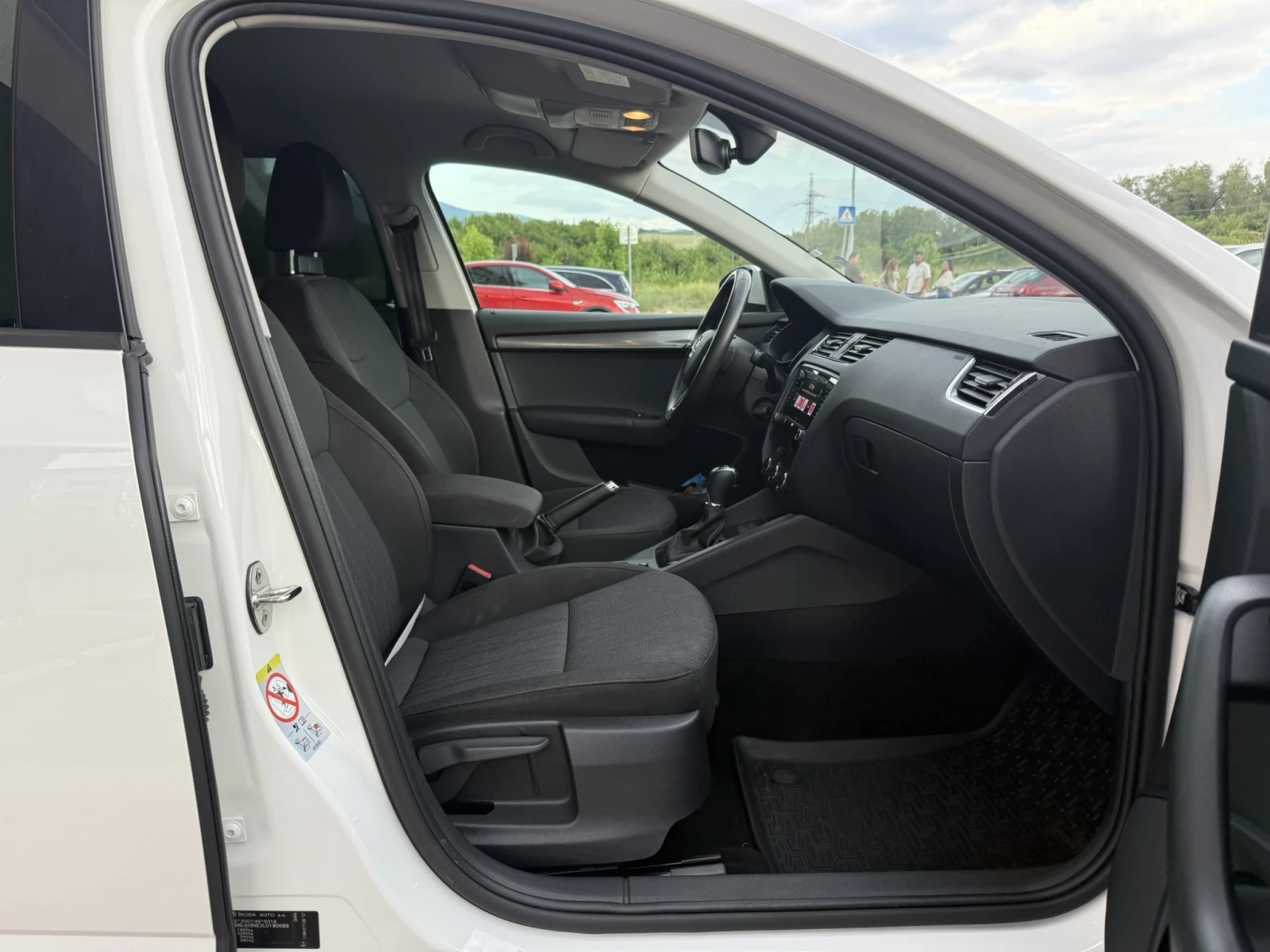 Skoda Octavia 3 GTEC CNG, снимка 10 - Автомобили и джипове - 54607712