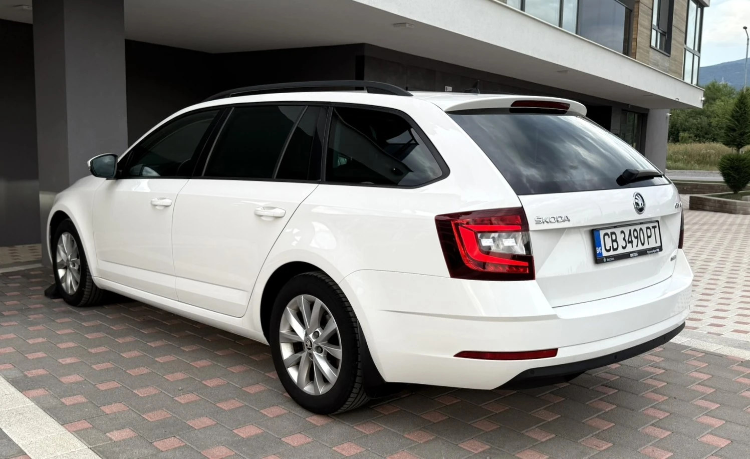 Skoda Octavia 3 GTEC CNG, снимка 6 - Автомобили и джипове - 54607712
