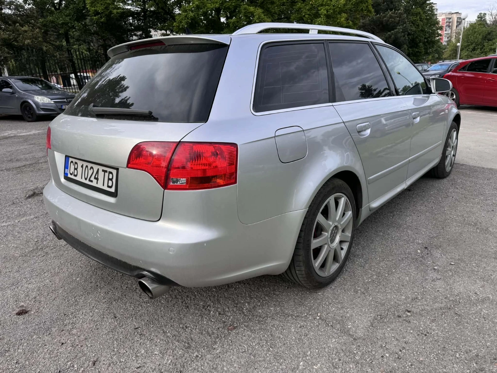 Audi A4 1.8T quattro, снимка 3 - Автомобили и джипове - 54670149