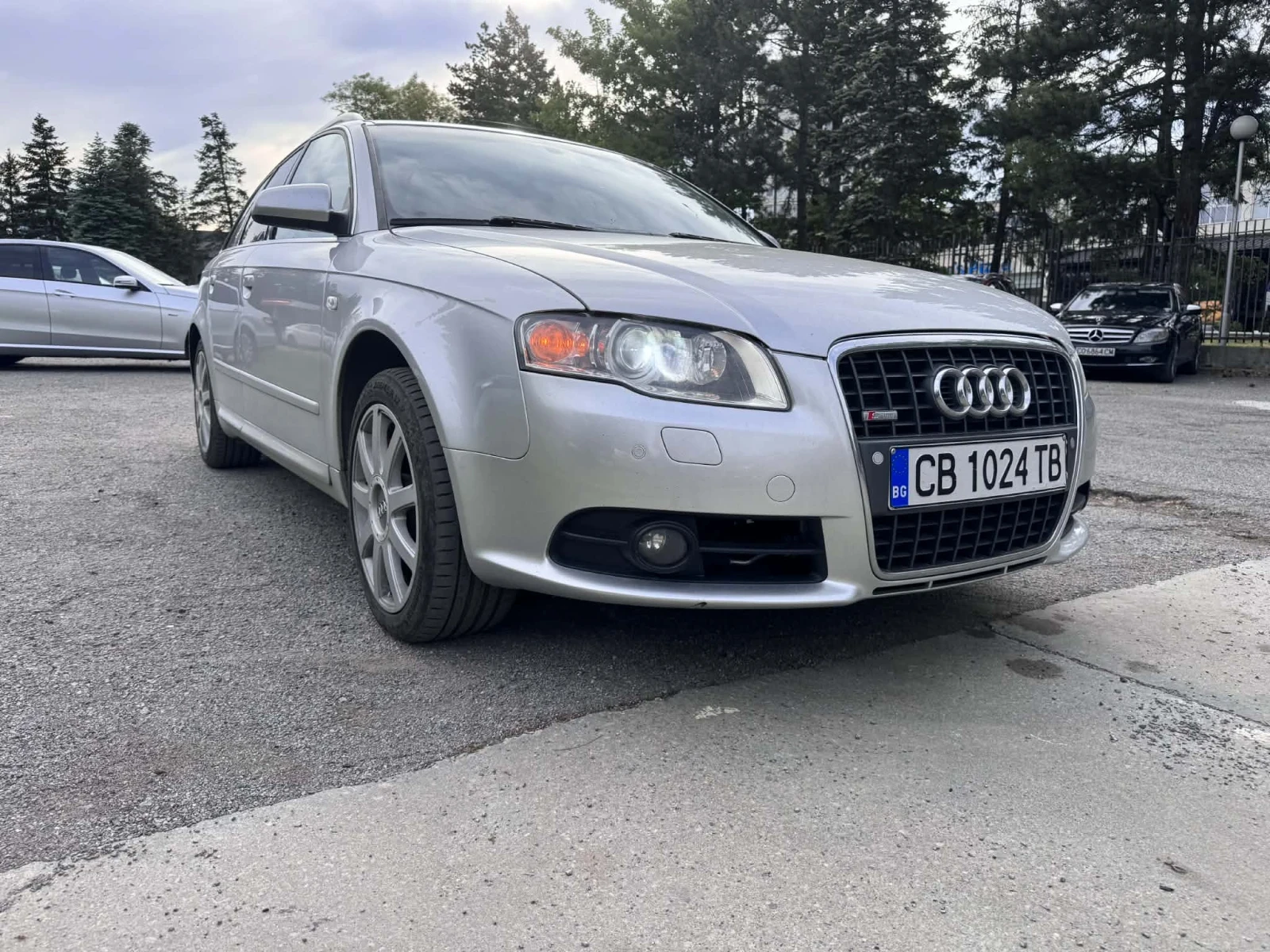 Audi A4 1.8T quattro, снимка 2 - Автомобили и джипове - 54670149
