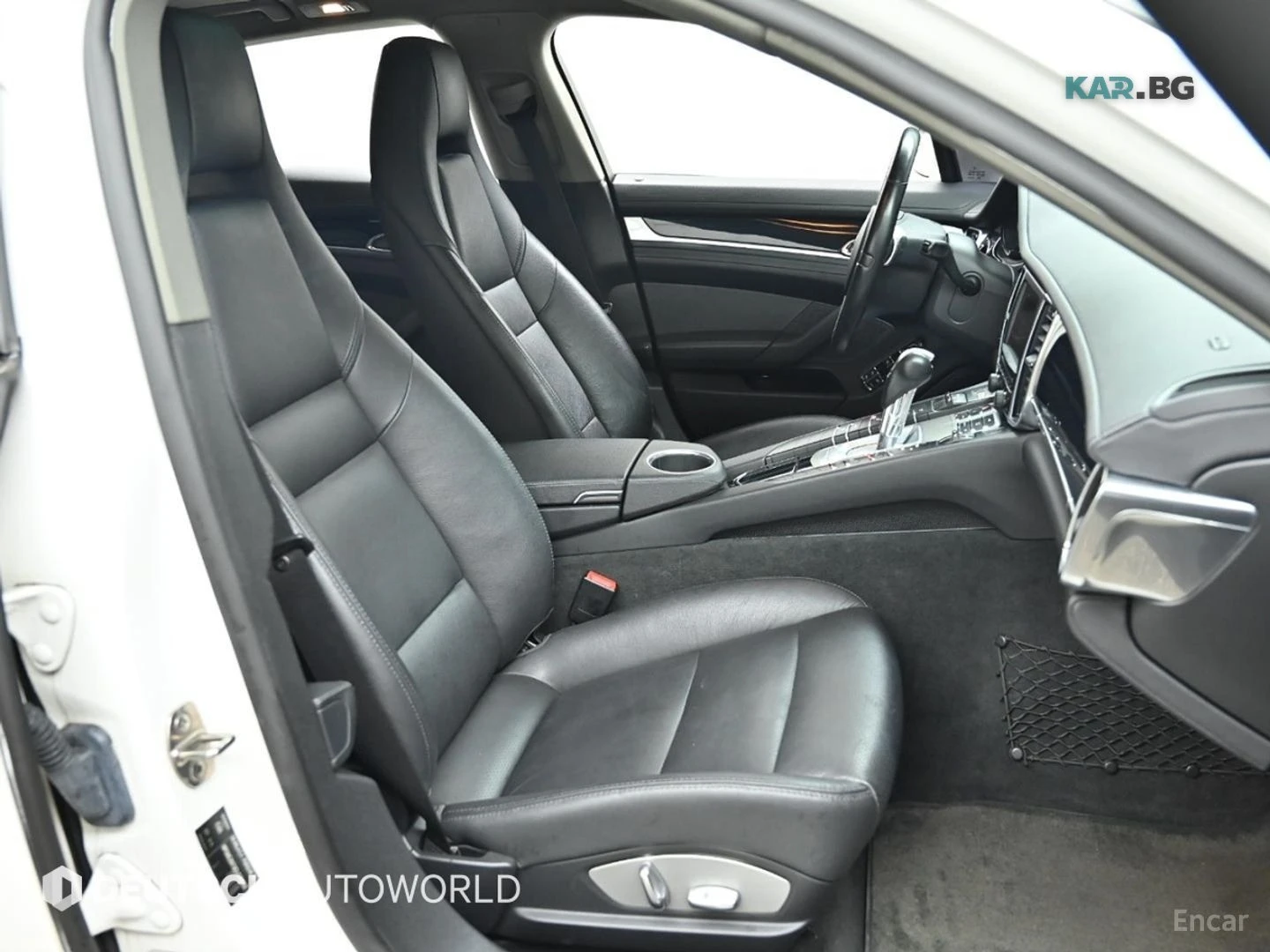 Porsche Panamera 3.0 DIESEL* PANO* КОЖА* НАВИ* КАМЕРА, снимка 10 - Автомобили и джипове - 54839734