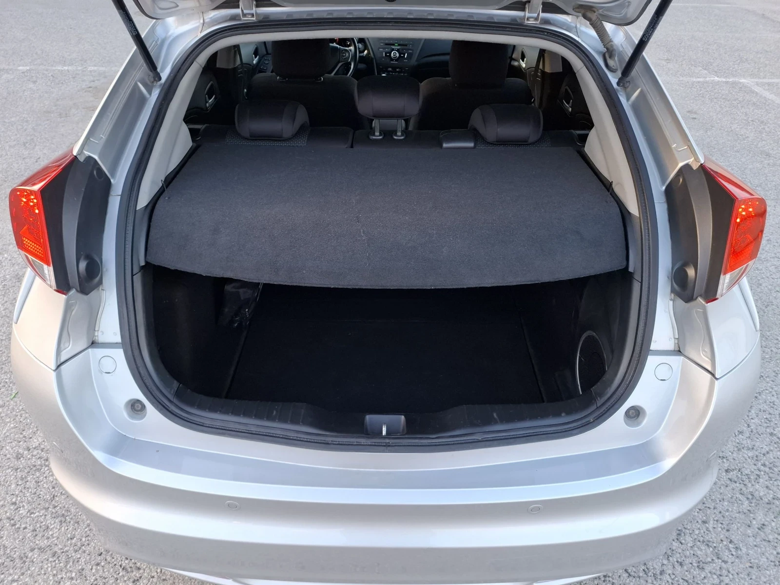 Honda Civic 1.6i-DTEC 120, снимка 15 - Автомобили и джипове - 55119348