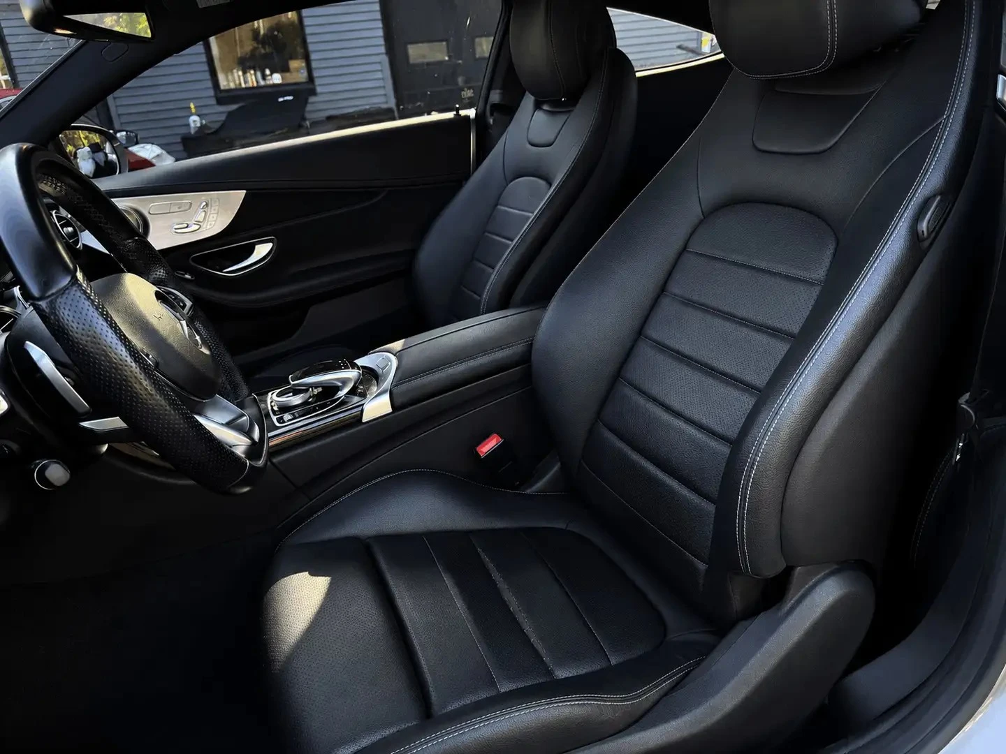 Mercedes-Benz C 300 COUPE 4MATIC AMG PKG ЦЕНА ДО БЪЛГАРИЯ АВТОКРЕДИТ, снимка 7 - Автомобили и джипове - 55504124