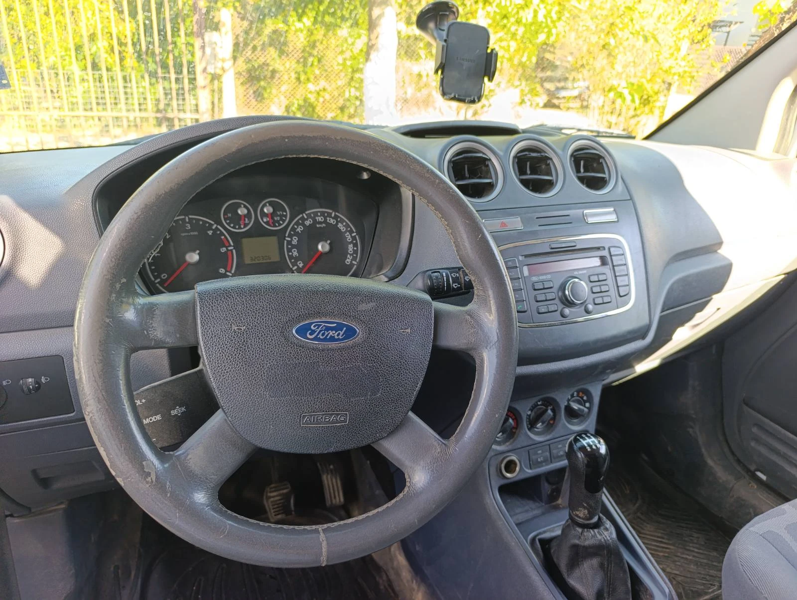 Ford Connect Transit, снимка 6 - Автомобили и джипове - 55999338