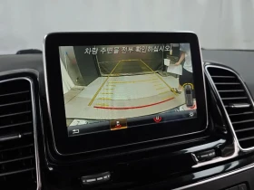 Mercedes-Benz GLE 250 D 4Matic, снимка 15