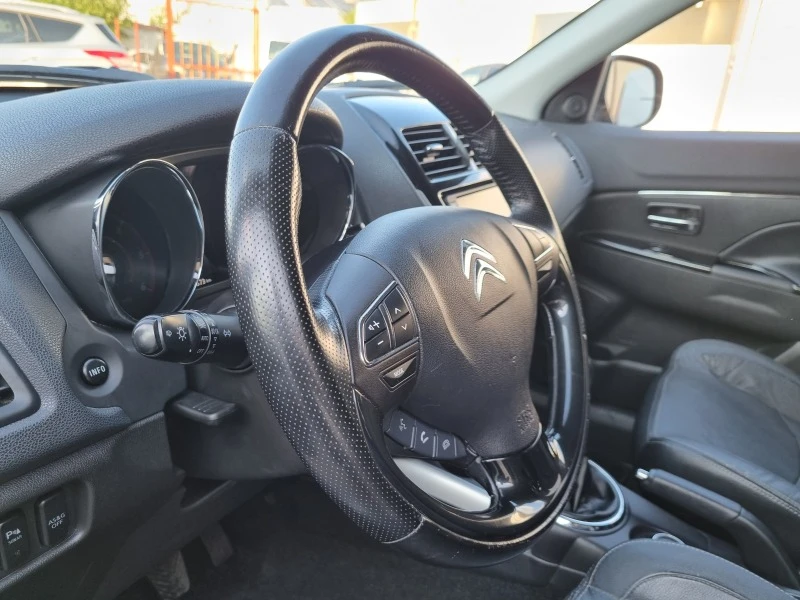 Citroen C4 AIRCROSS 1.6HDI 120к.с 4х4, 6ск.Евро6 , снимка 15 - Автомобили и джипове - 46749257