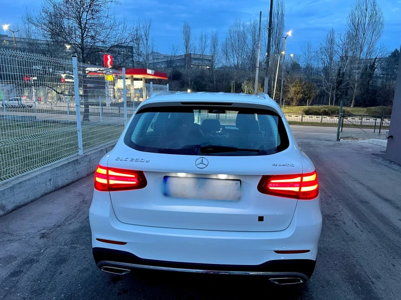 Mercedes-Benz GLC 250, снимка 2 - Автомобили и джипове - 48535358