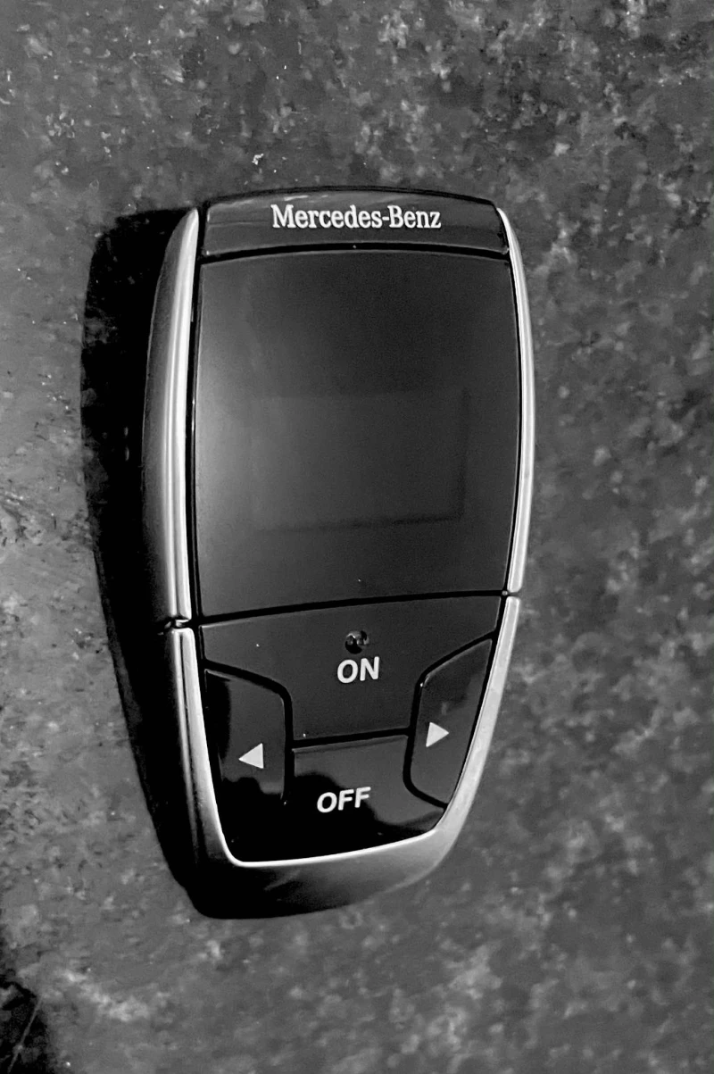 Mercedes-Benz GLE 350 4matic , снимка 9 - Автомобили и джипове - 52662580