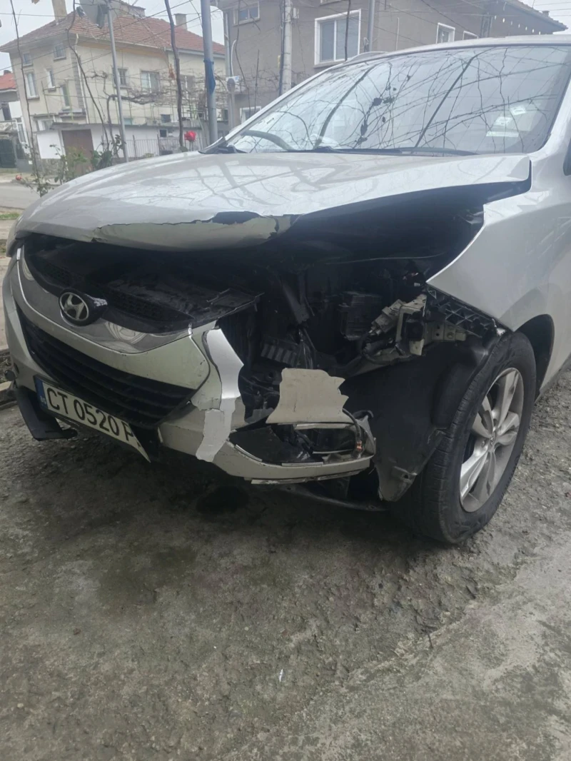 Hyundai IX35, снимка 2 - Автомобили и джипове - 52957238