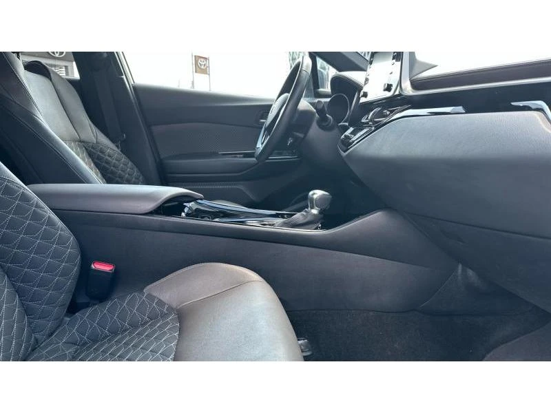 Toyota C-HR C-HR 1.8 HSD CLASSY - изображение 6