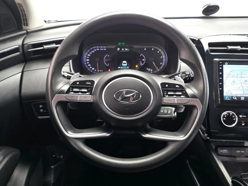 Hyundai Tucson 2.0 Automatic, снимка 10 - Автомобили и джипове - 55658637