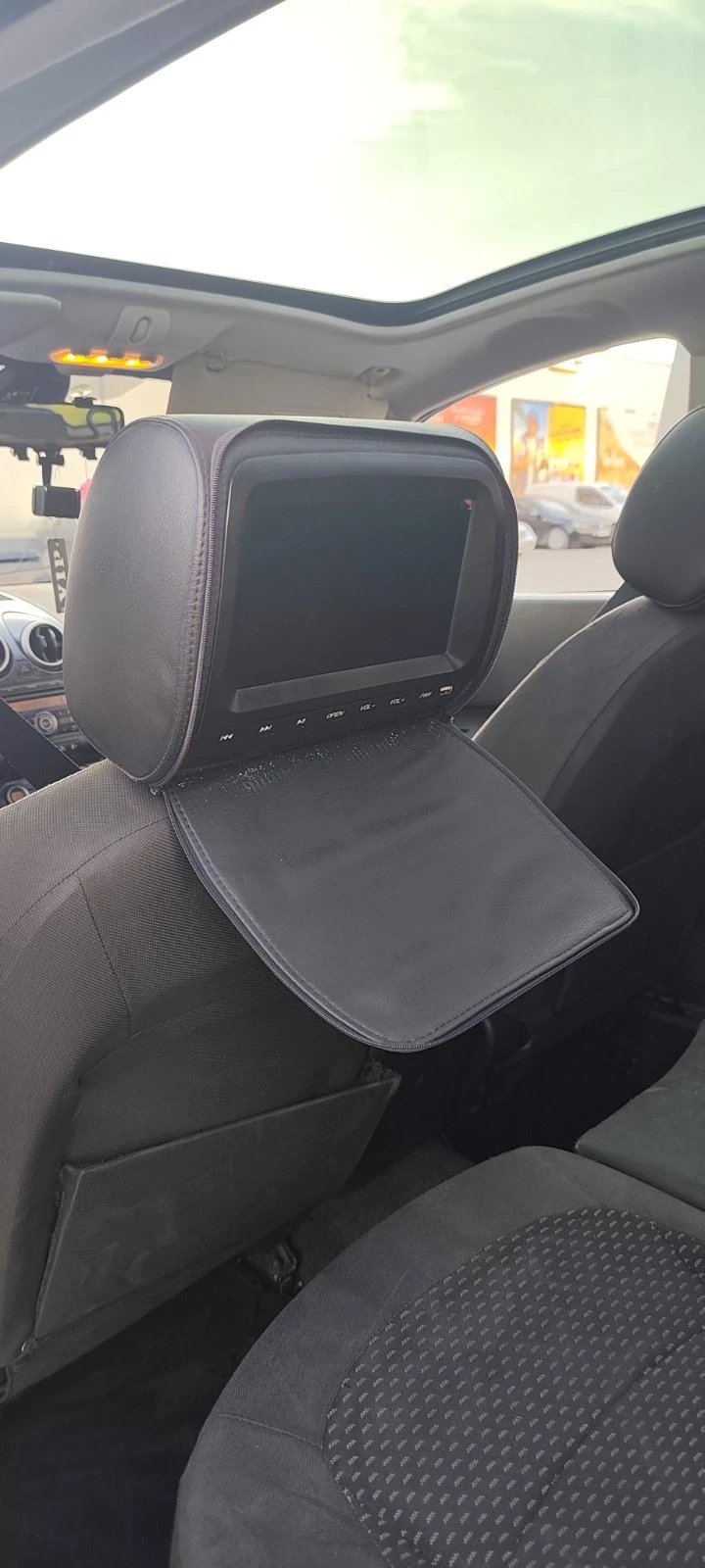 Nissan Qashqai 1.5 dci, снимка 3 - Автомобили и джипове - 55774881