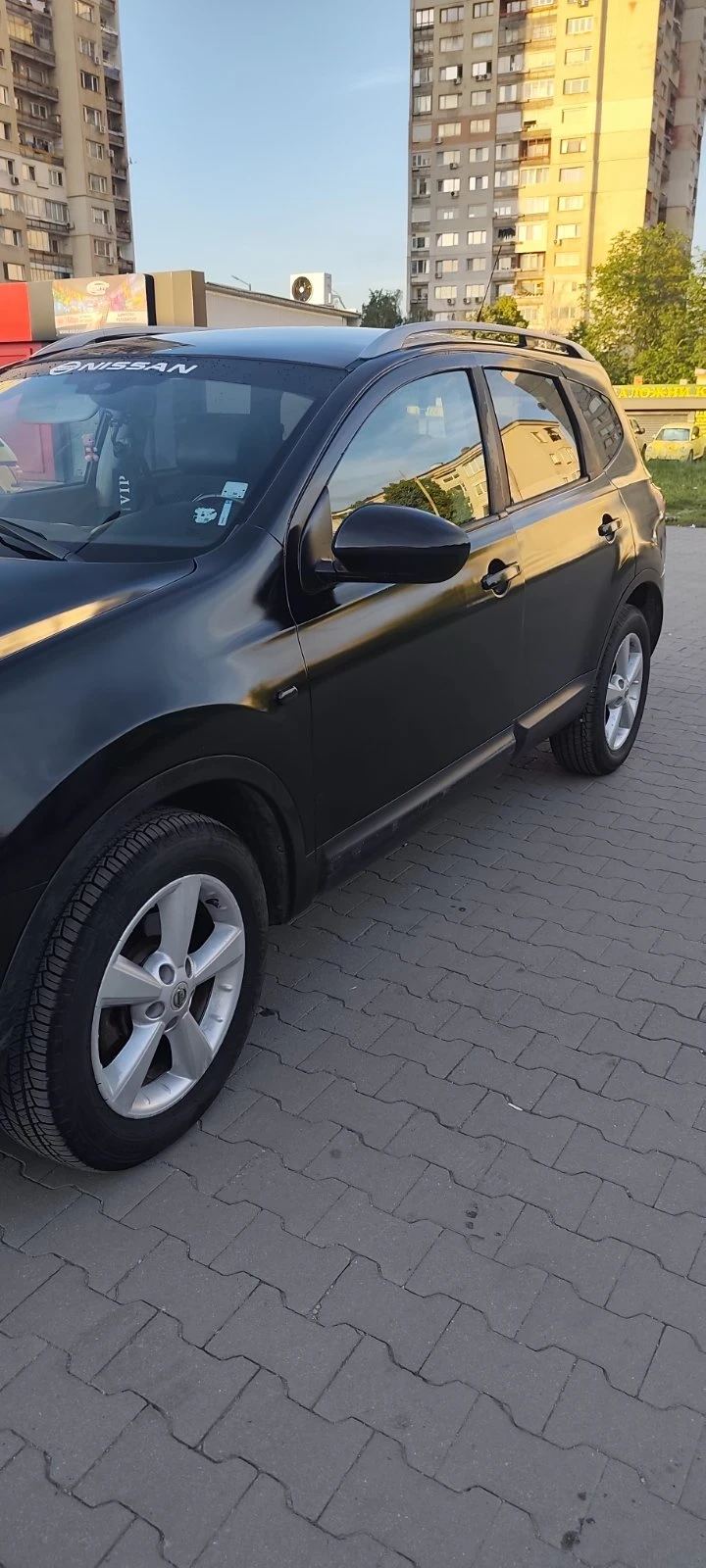 Nissan Qashqai 1.5 dci, снимка 10 - Автомобили и джипове - 55774881